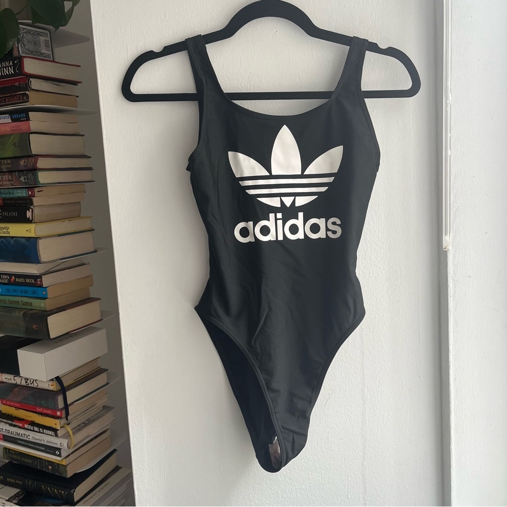 {Adidas} 🔷 one piece swim suit